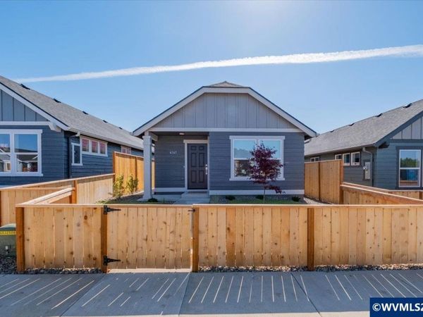 4747 Harrier St SE, Albany, OR 97322