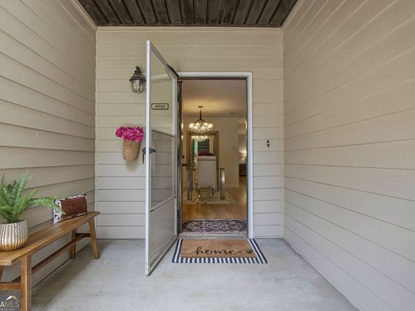 4013 Lake Pointe Circle, Roswell, GA 30075