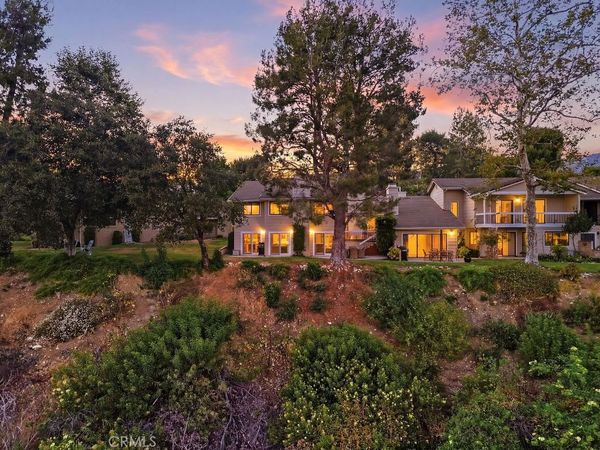 2021 Rosemont Avenue, Unit 3, Pasadena, CA 91103