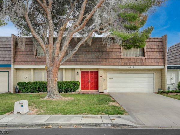 3518 Blackstone Street , Las Vegas, NV 89121