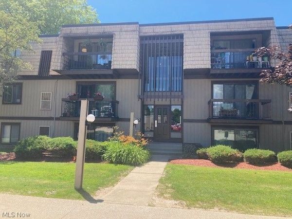 9510 Cove Drive , North Royalton, OH 44133