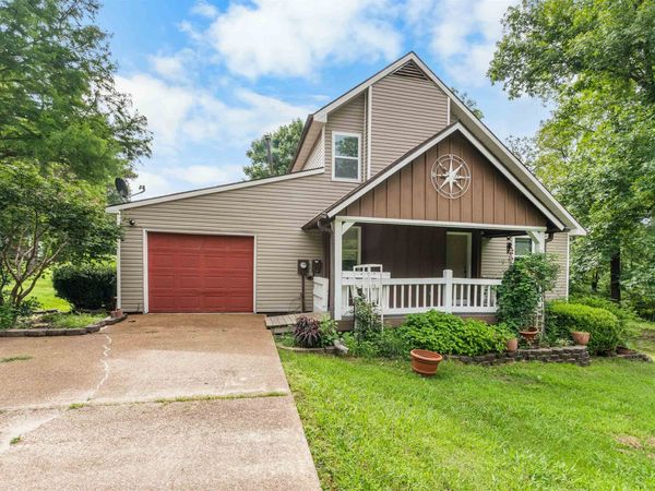 343 S Lacey Street, Melbourne, AR 72556