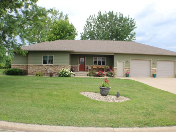 409 Fox Lake Avenue, Sherburn, MN 56171