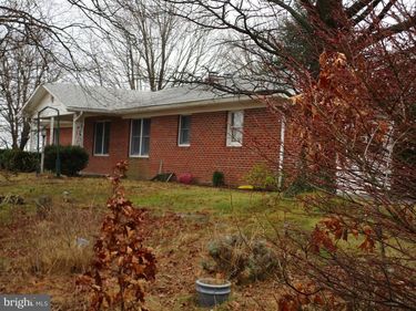 1346 OLD GRADE ROAD , STRASBURG, VA 22657