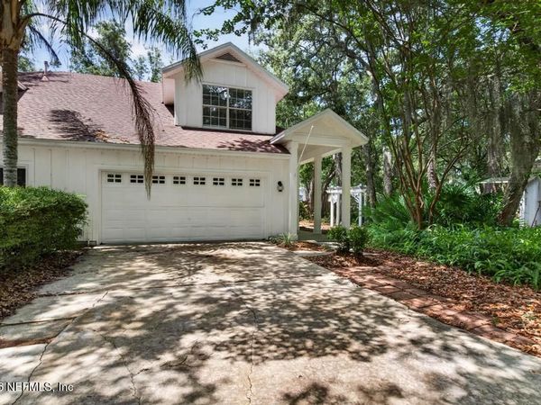 2019 VILLAGE Lane, Fernandina Beach, FL 32034