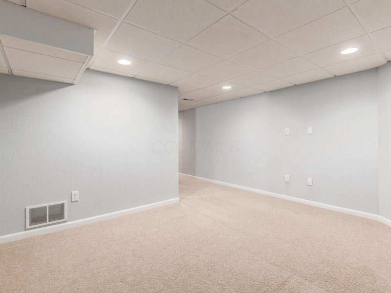 2311 Glencroft Drive, Hilliard, OH 43026 Photo 6