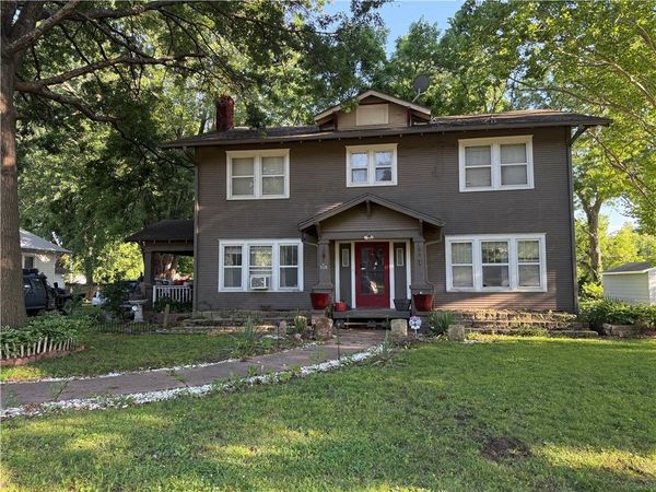 300 Huntington Street, Gravette, AR 72736