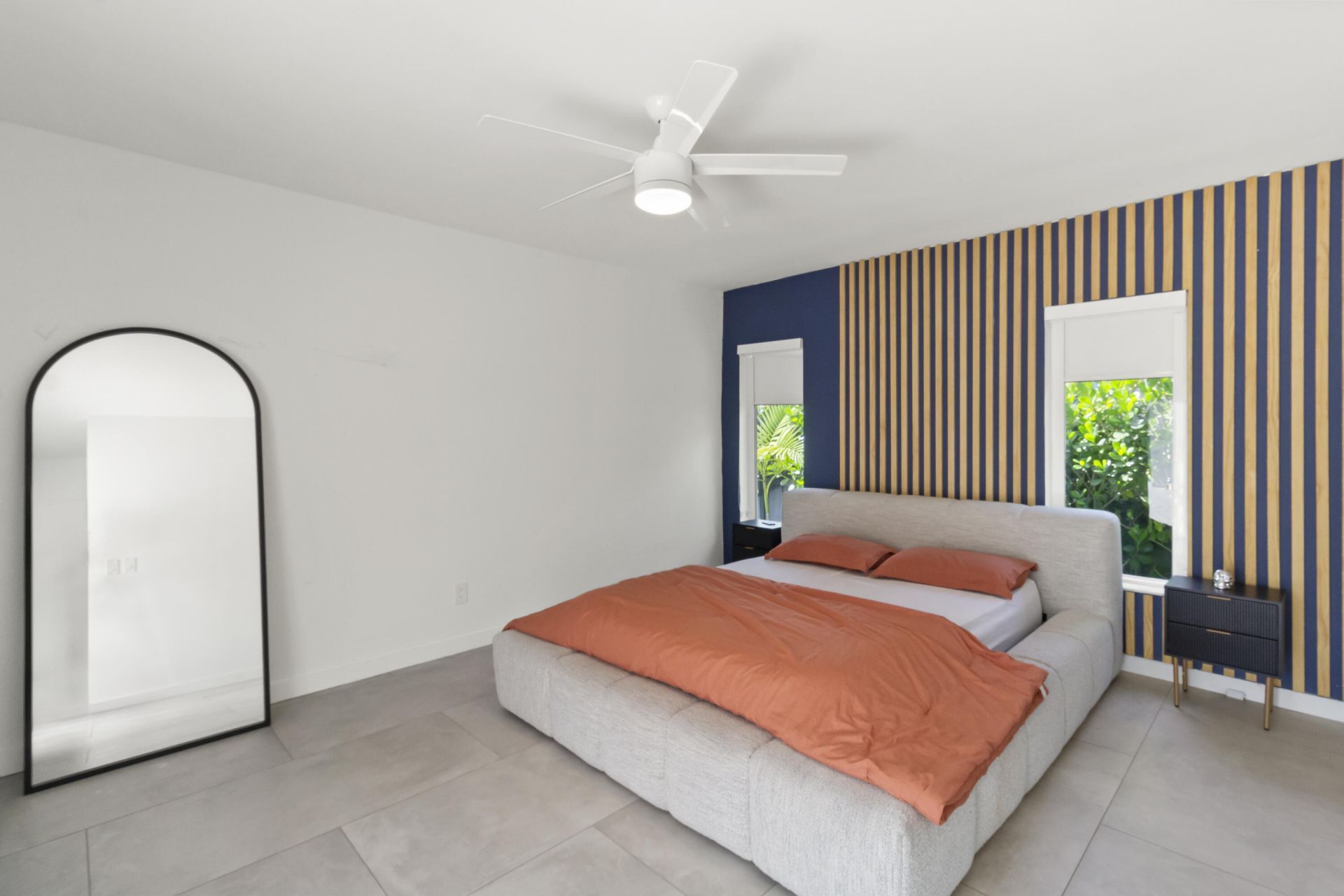 21303 NE 18th Place, Miami, FL 33179 Photo