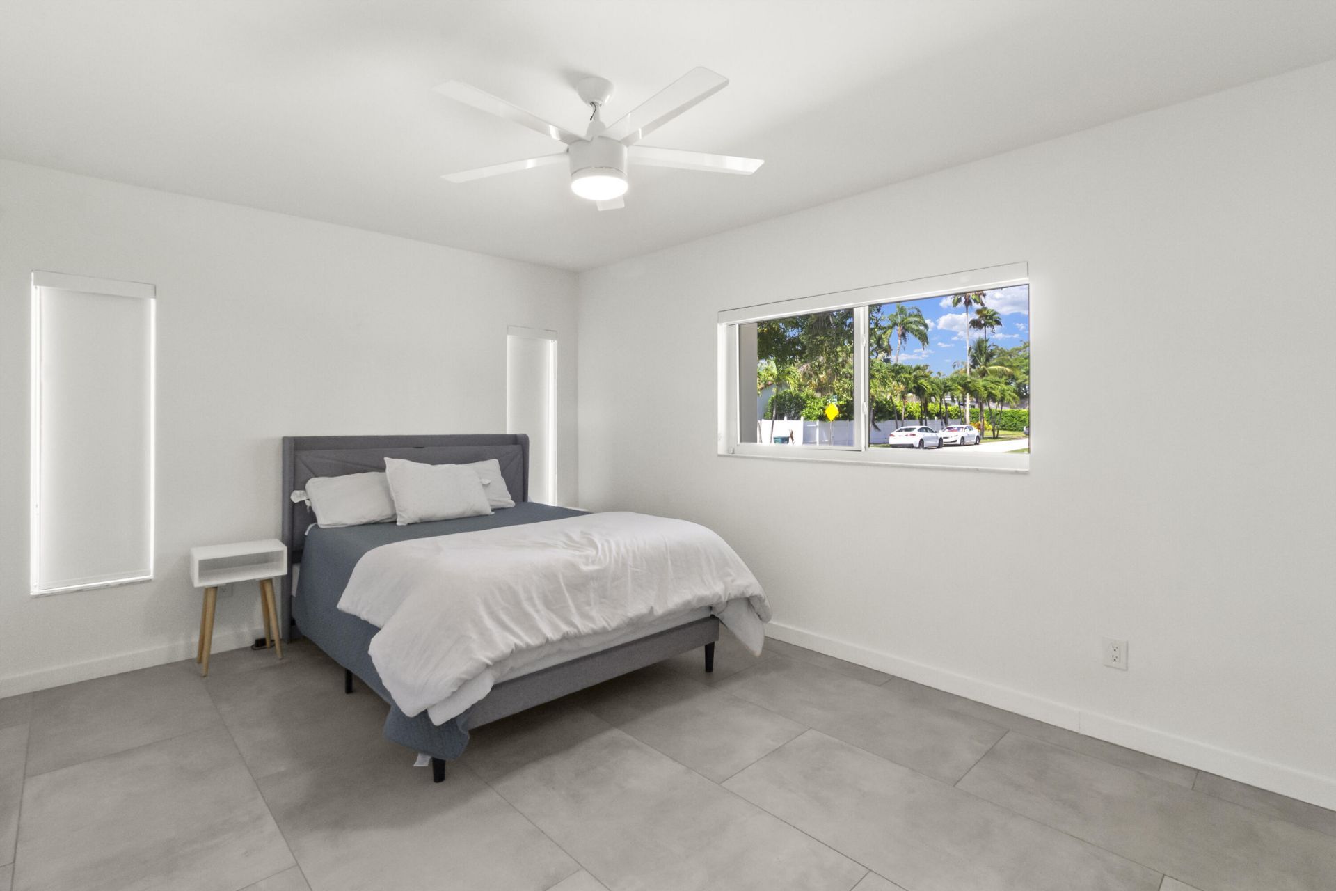 21303 NE 18th Place, Miami, FL 33179 Photo