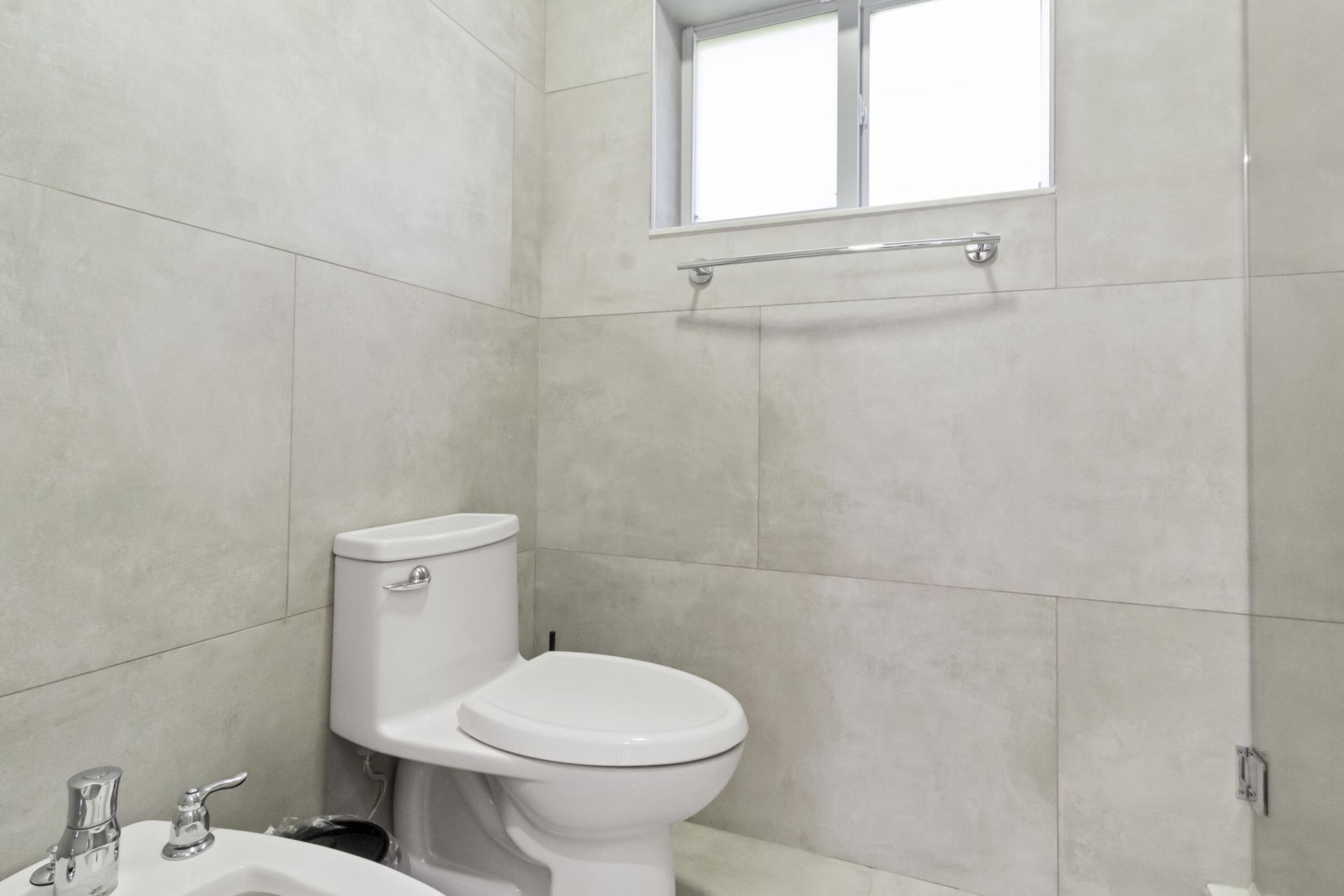 21303 NE 18th Place, Miami, FL 33179 Photo