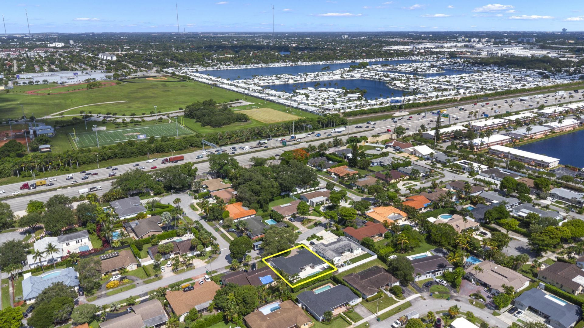 21303 NE 18th Place, Miami, FL 33179 Photo