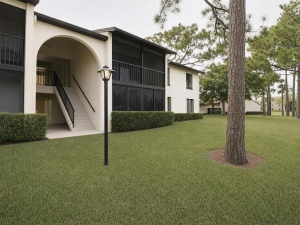 614 Sea Pine Way, Unit H2, Greenacres, FL 33415