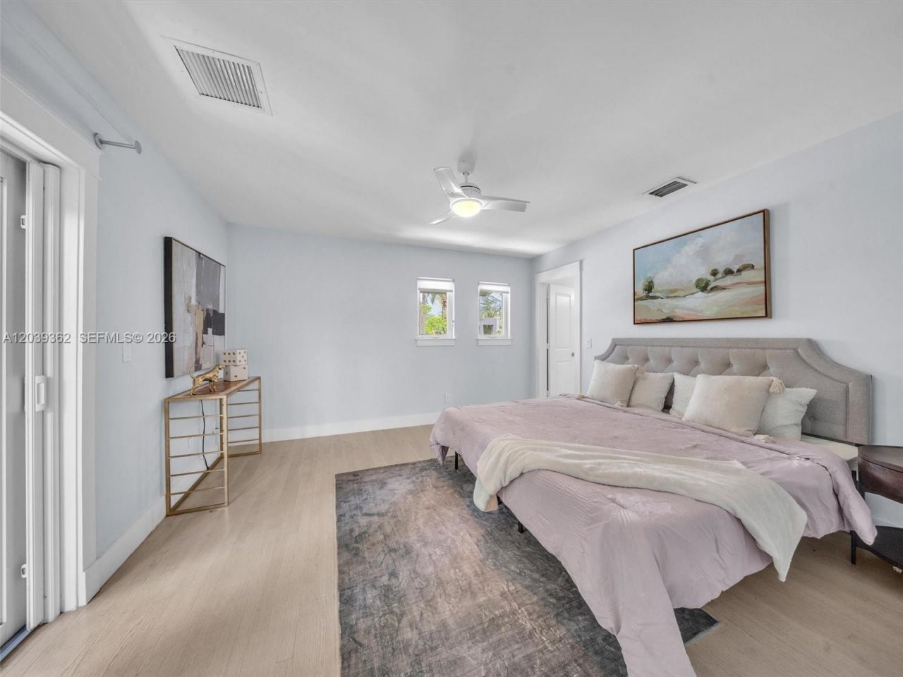 736 NE 17th Way, Fort Lauderdale, FL 33304 Photo