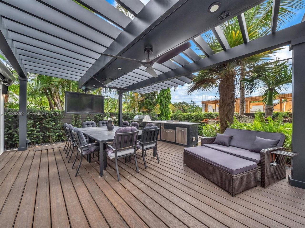 736 NE 17th Way, Fort Lauderdale, FL 33304 Photo