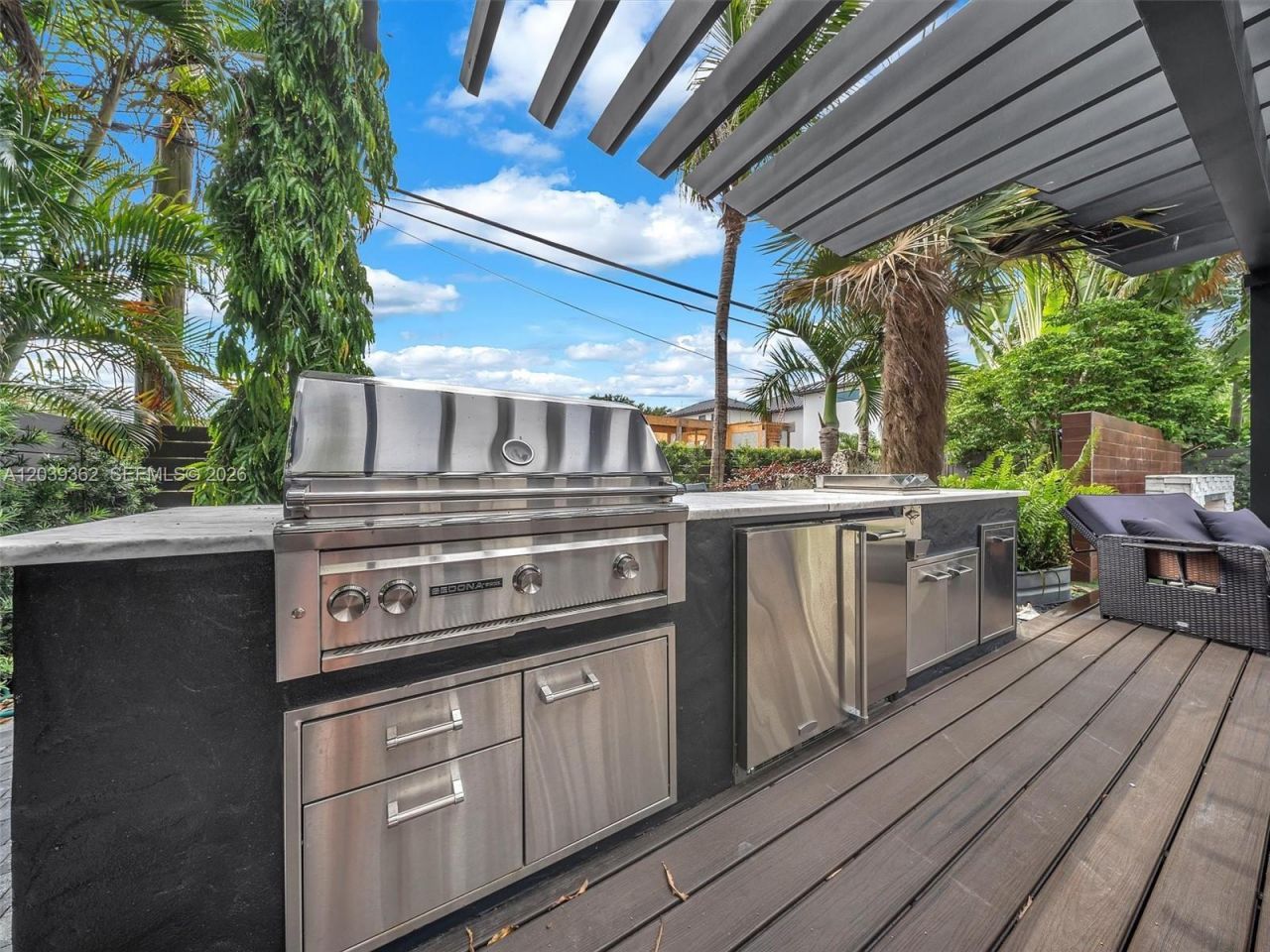 736 NE 17th Way, Fort Lauderdale, FL 33304 Photo