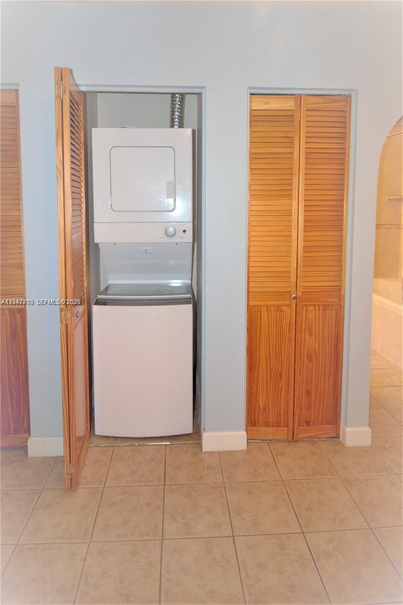 5641 Riverside Dr , Unit 303B1, Coral Springs, FL 33067 Photo