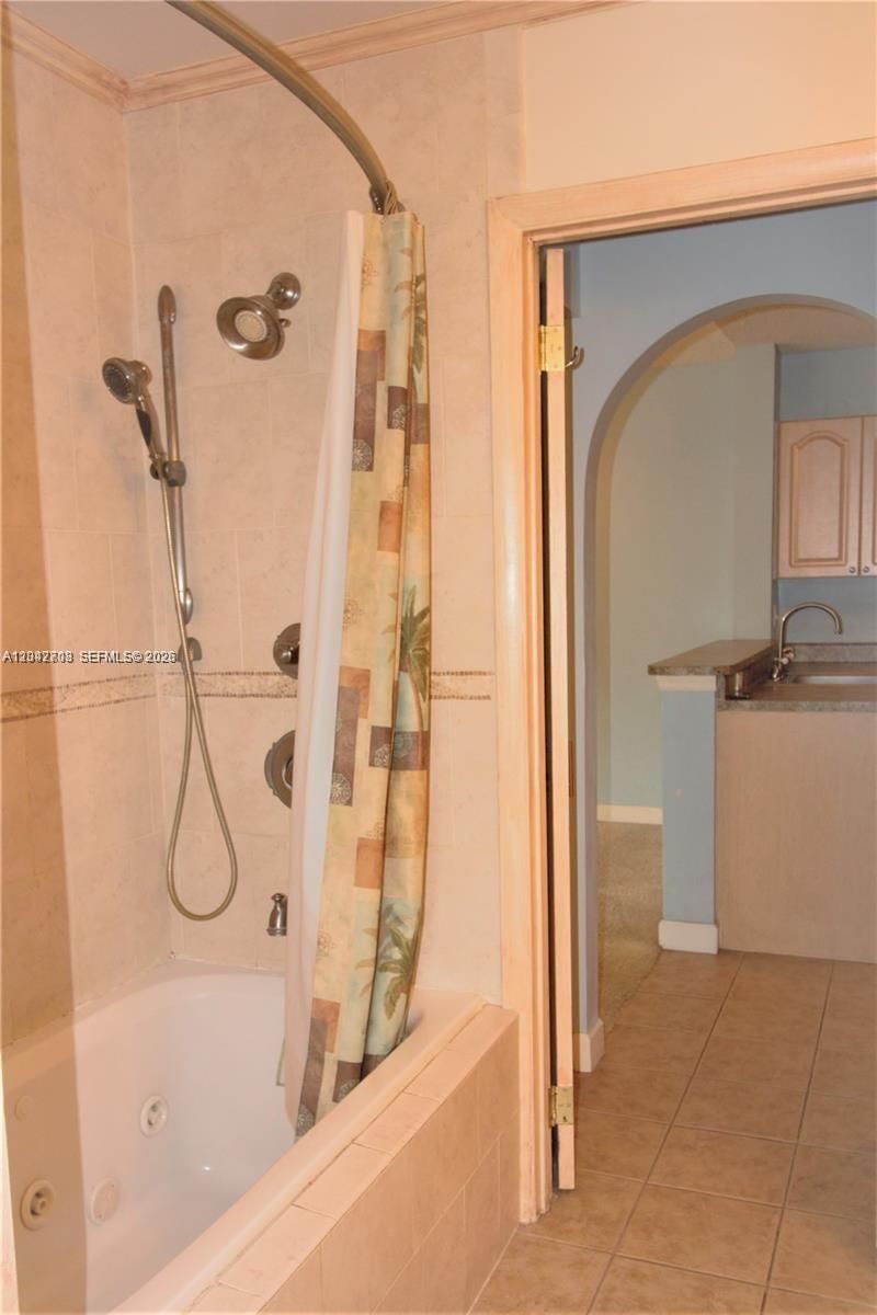 5641 Riverside Dr , Unit 303B1, Coral Springs, FL 33067 Photo