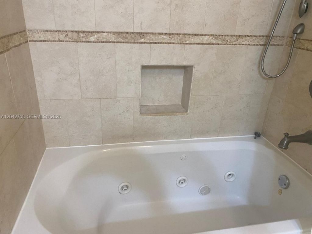 5641 Riverside Dr , Unit 303B1, Coral Springs, FL 33067 Photo