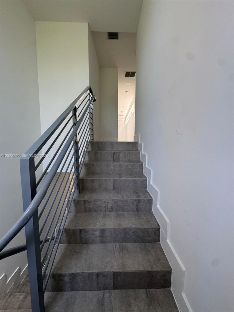 2947 SW 27th Ter, Miami, FL 33133 Photo