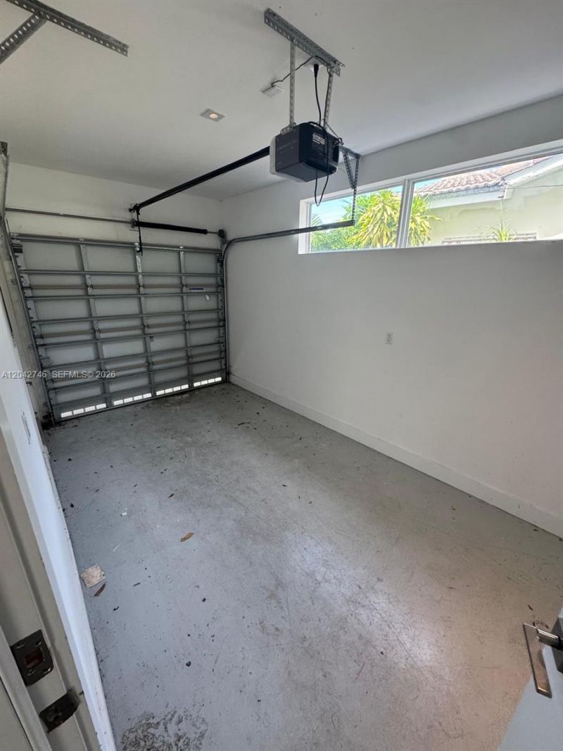 2947 SW 27th Ter, Miami, FL 33133 Photo