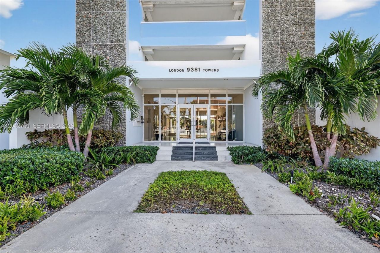 9381 E Bay Harbor Dr, Unit 303N, Bay Harbor Islands, FL 33154 Photo