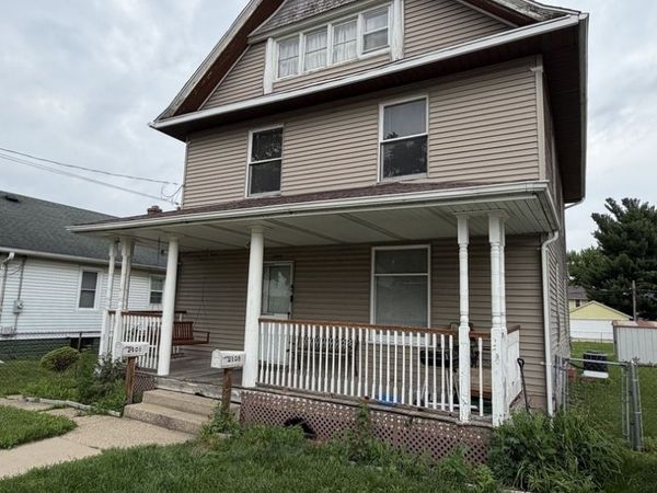 2108 20th Avenue , Rockford, IL 61104