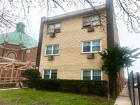 6921 N Ashland Boulevard, Chicago, IL 60626 primary photo