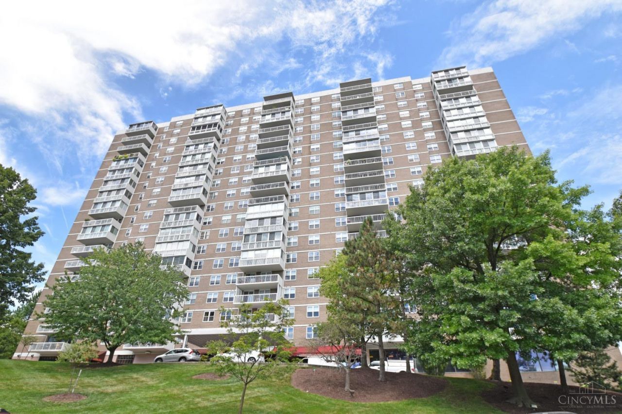 2444 Madison Road, Unit 1708, Cincinnati, OH 45208 Main Photo