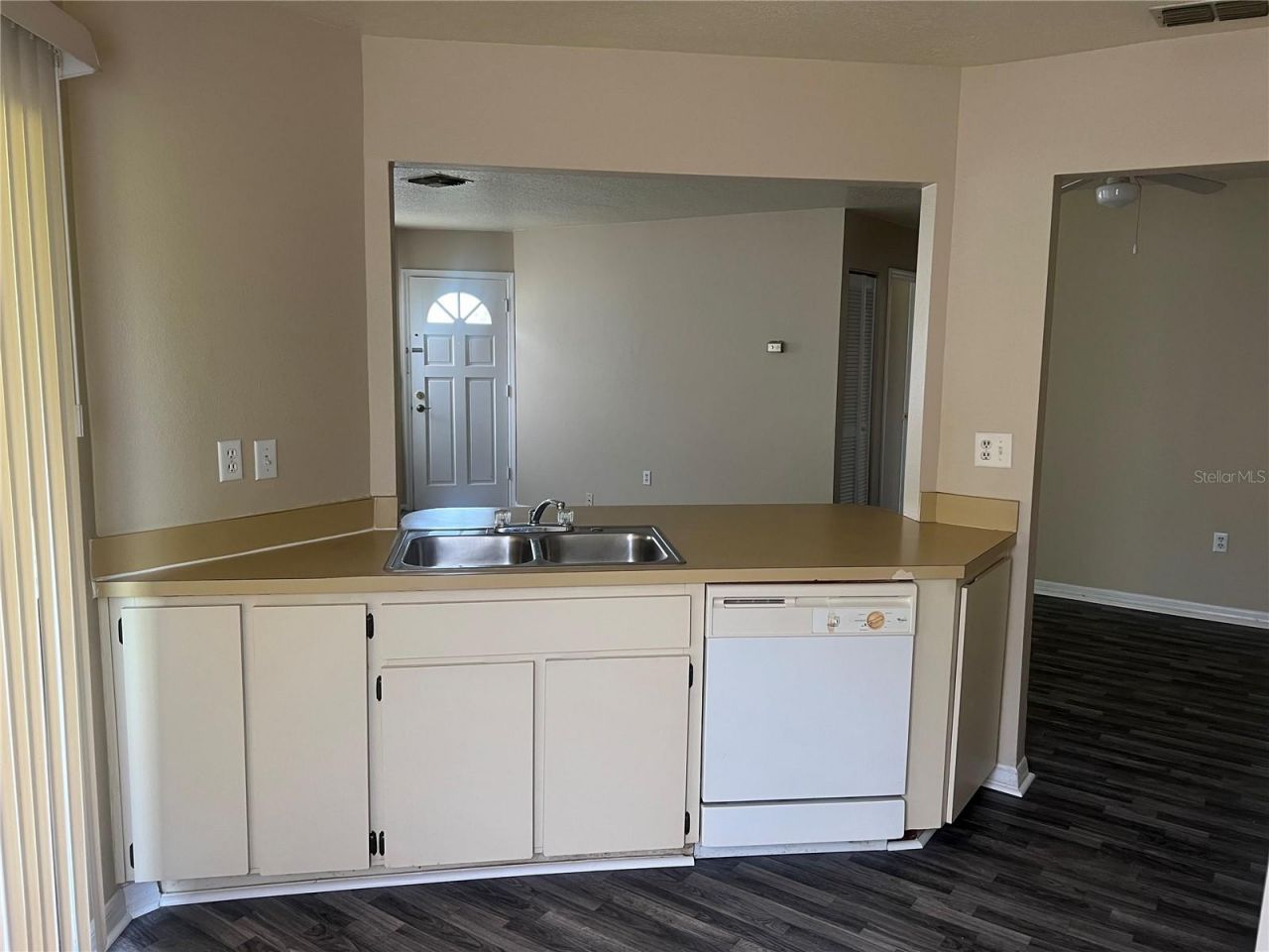 7266 Pond Circle , Spring Hill, FL 34606 Photo