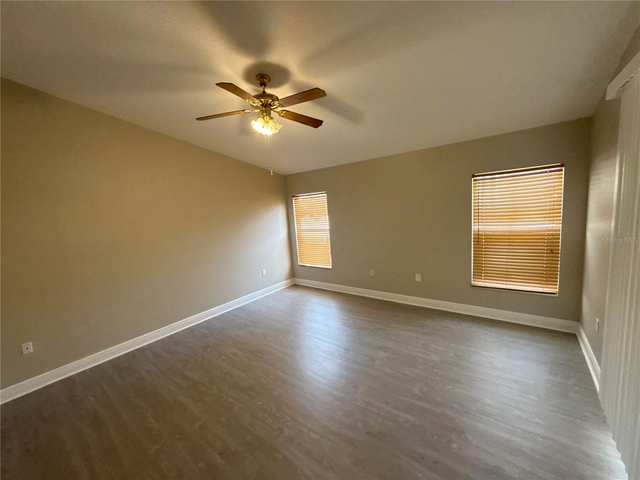 2727 Villa Drive, Valrico, FL 33596 Photo