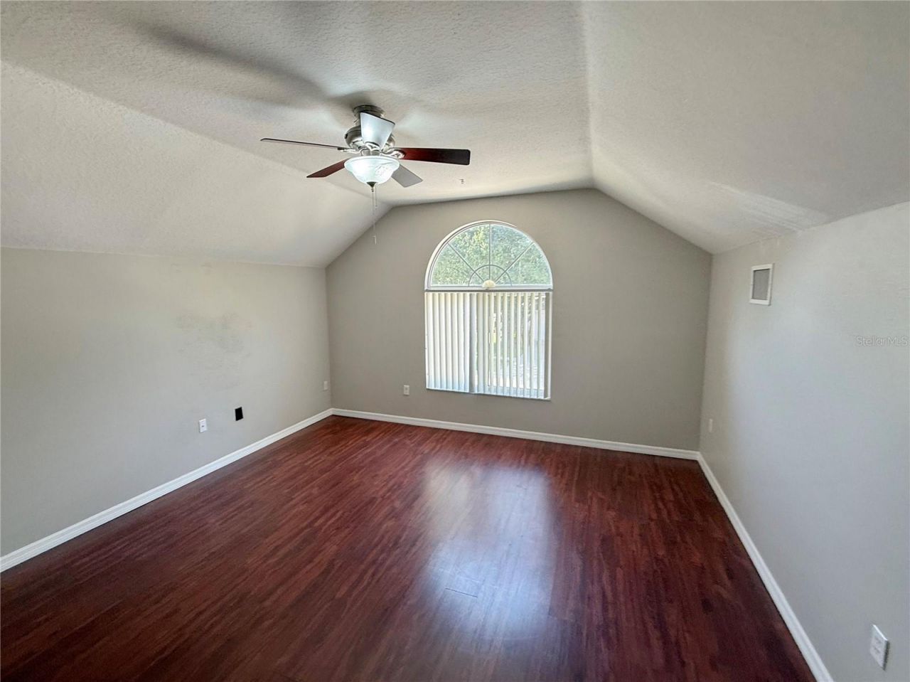 2727 Villa Drive, Valrico, FL 33596 Photo