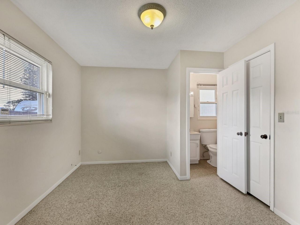 5605 9th Avenue Drive W, Bradenton, FL 34209 Photo