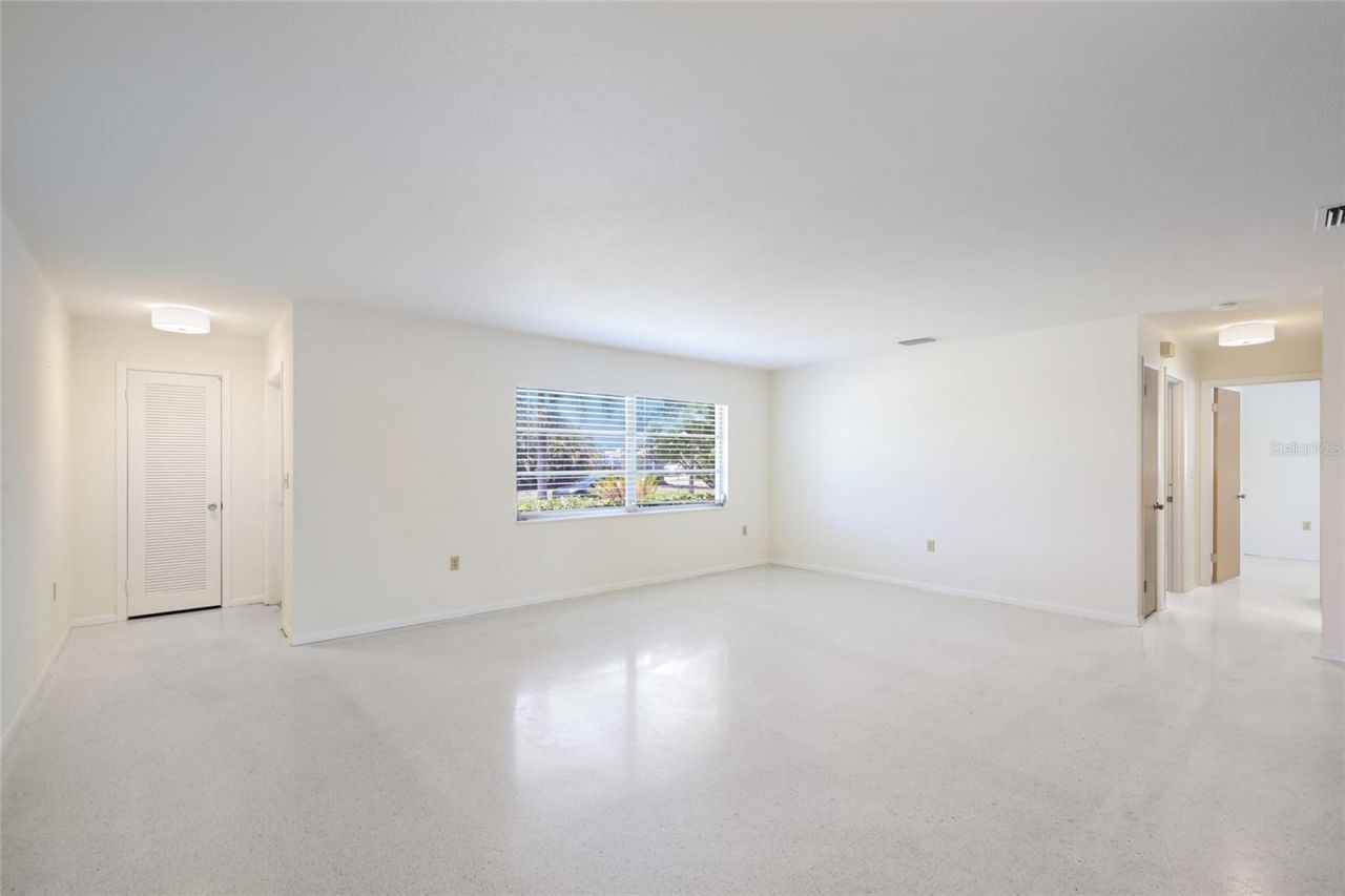 3305 Highland Avenue W, Bradenton, FL 34205 Photo