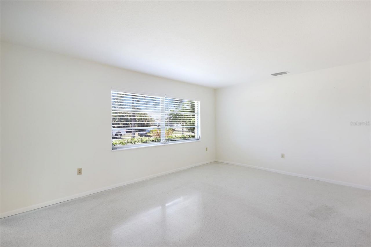 3305 Highland Avenue W, Bradenton, FL 34205 Photo