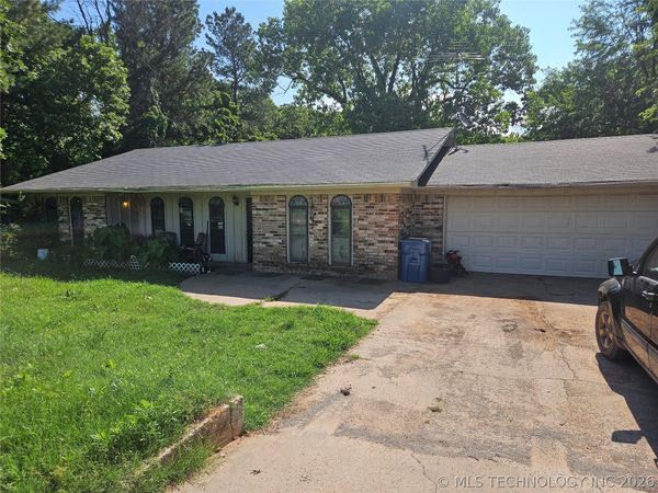 110 Meadow Lane , Chandler, OK 74834