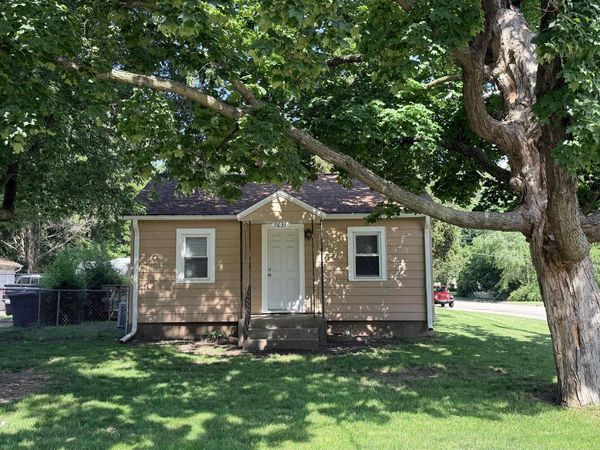 7631 Elm Avenue, MACHESNEY PARK, IL 61115