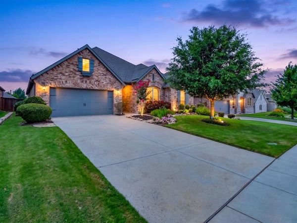 3713 Wildridge Boulevard, Oak Point, TX 75068
