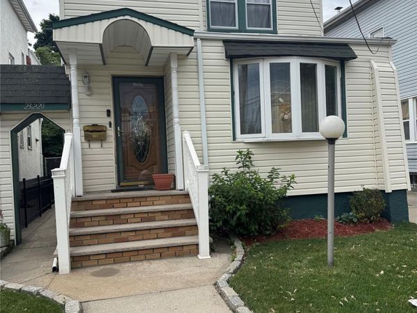 23220 Mentone Avenue , Laurelton, NY 11413