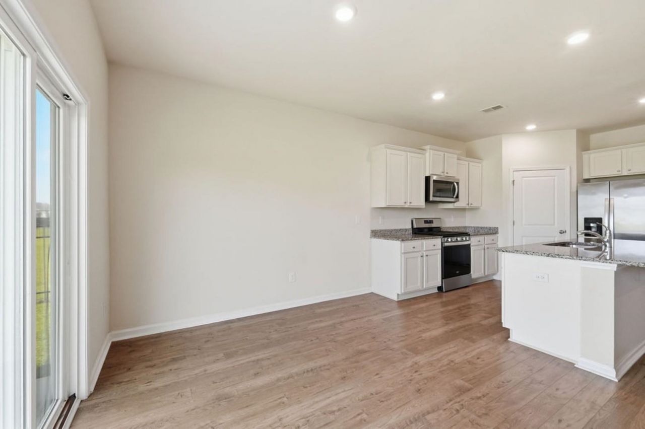 2614 Orion Loop Photo 10