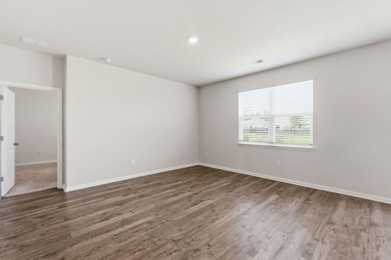 2614 Orion Loop Photo 11