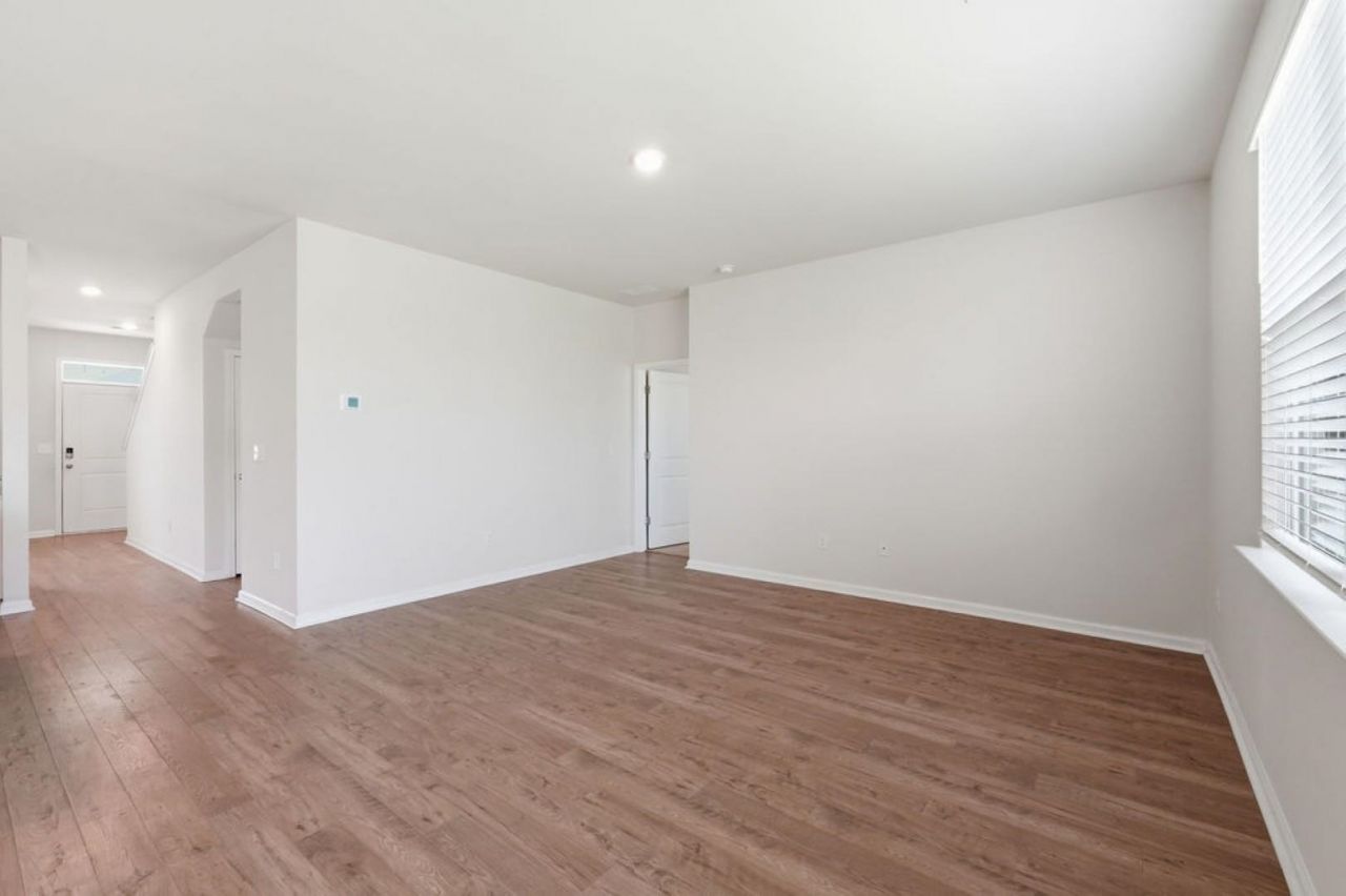 2614 Orion Loop Photo 12