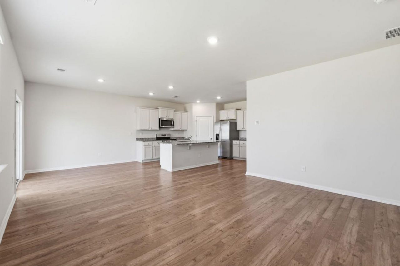 2614 Orion Loop Photo 13
