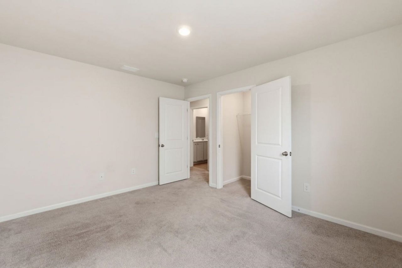 2614 Orion Loop Photo 25