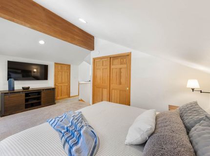 12292 Greenleaf Way, Truckee, CA 96161 Photo