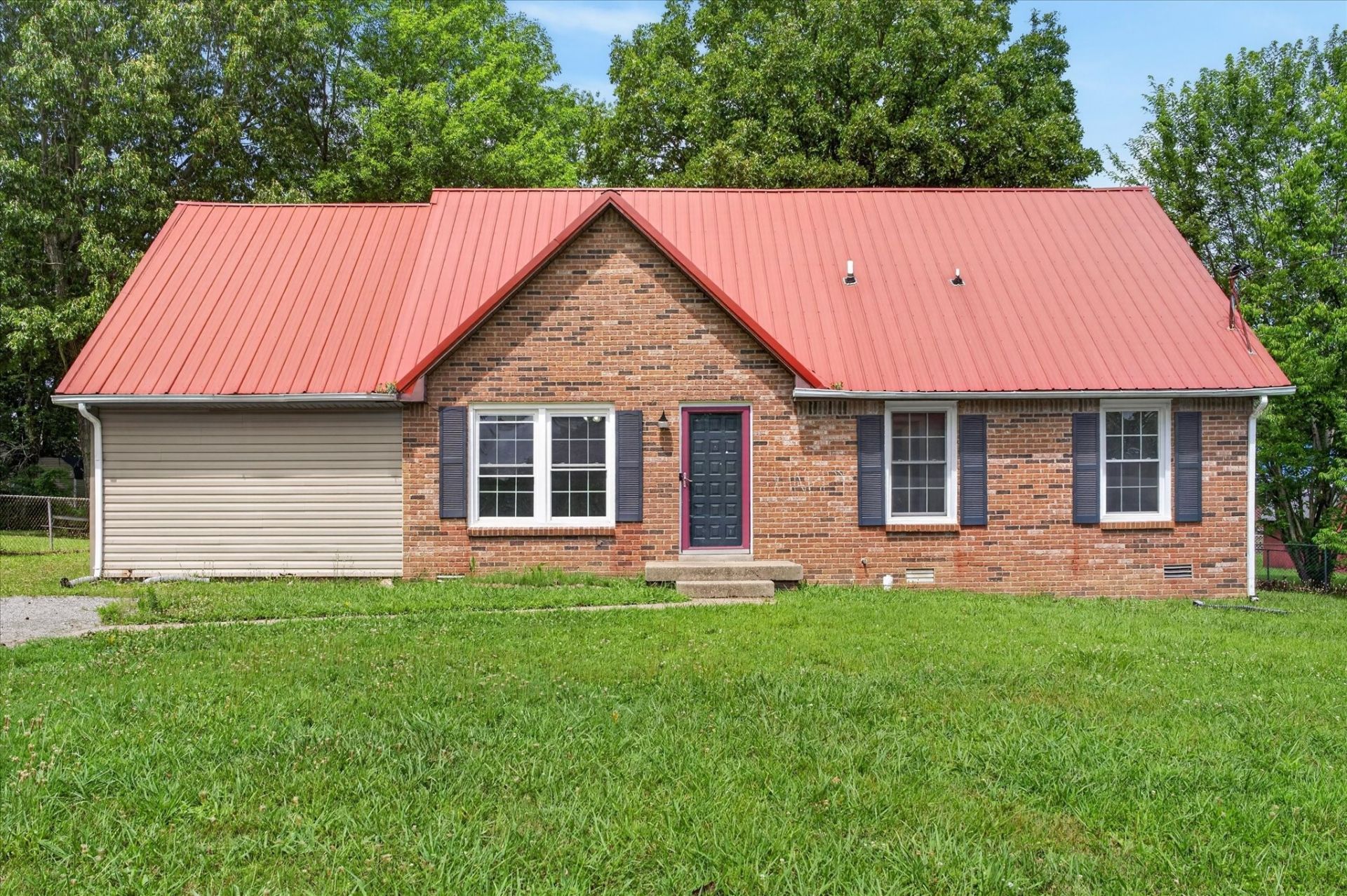 406 Lillie Belle Ln, Clarksville, TN 37042 Main Photo