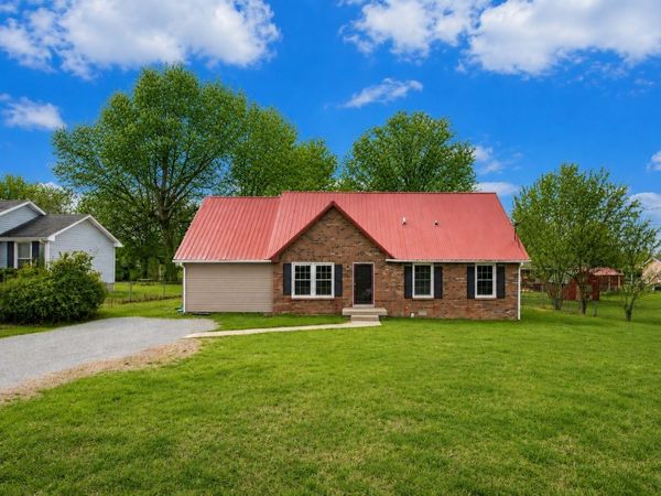 406 Lillie Belle Ln , Clarksville, TN 37042