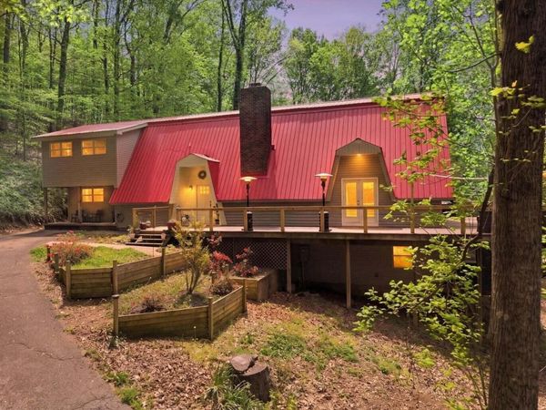 207 County Road 90 , Riceville, TN 37370