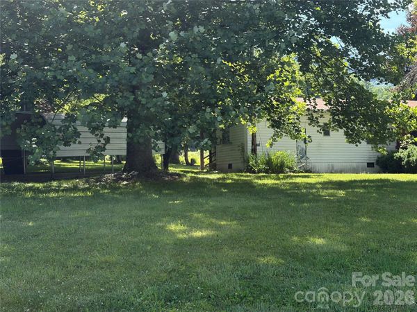 42 Country Meadows Road , Burnsville, NC 28714