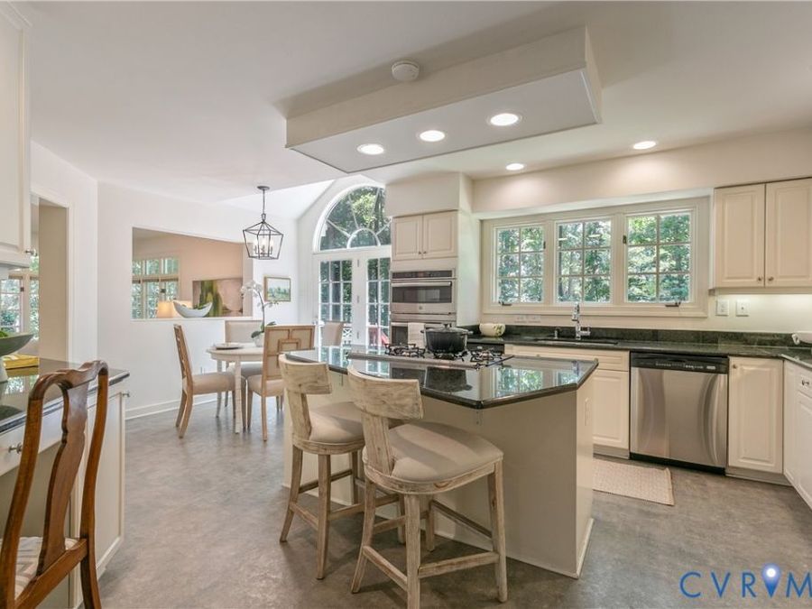 Property Image 28