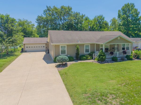 508 INDIANA Avenue , Salem, IL 62881